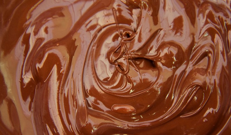 6138-close-up-of-melted-chocolate-pv